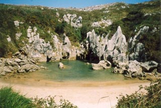 Playa de Gulpiyuri